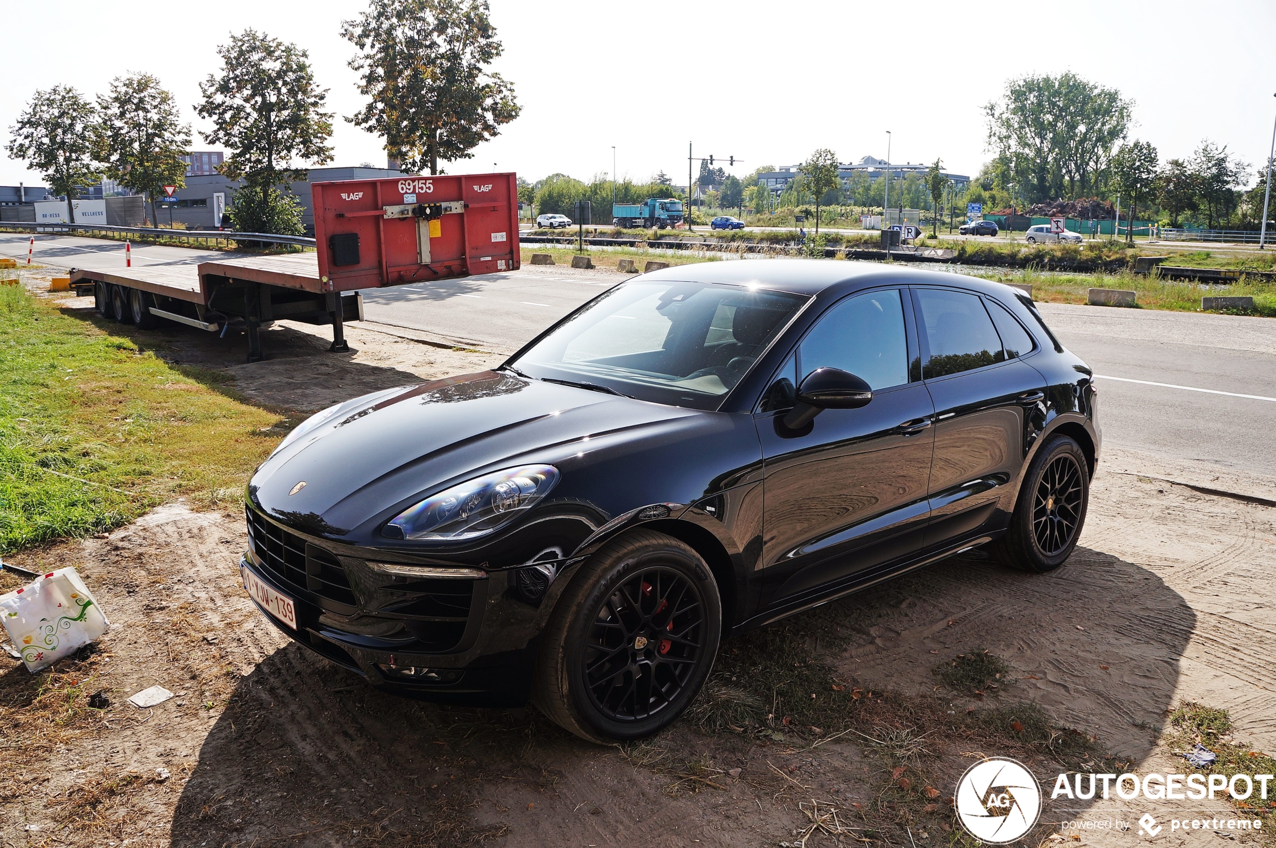 Porsche 95B Macan GTS