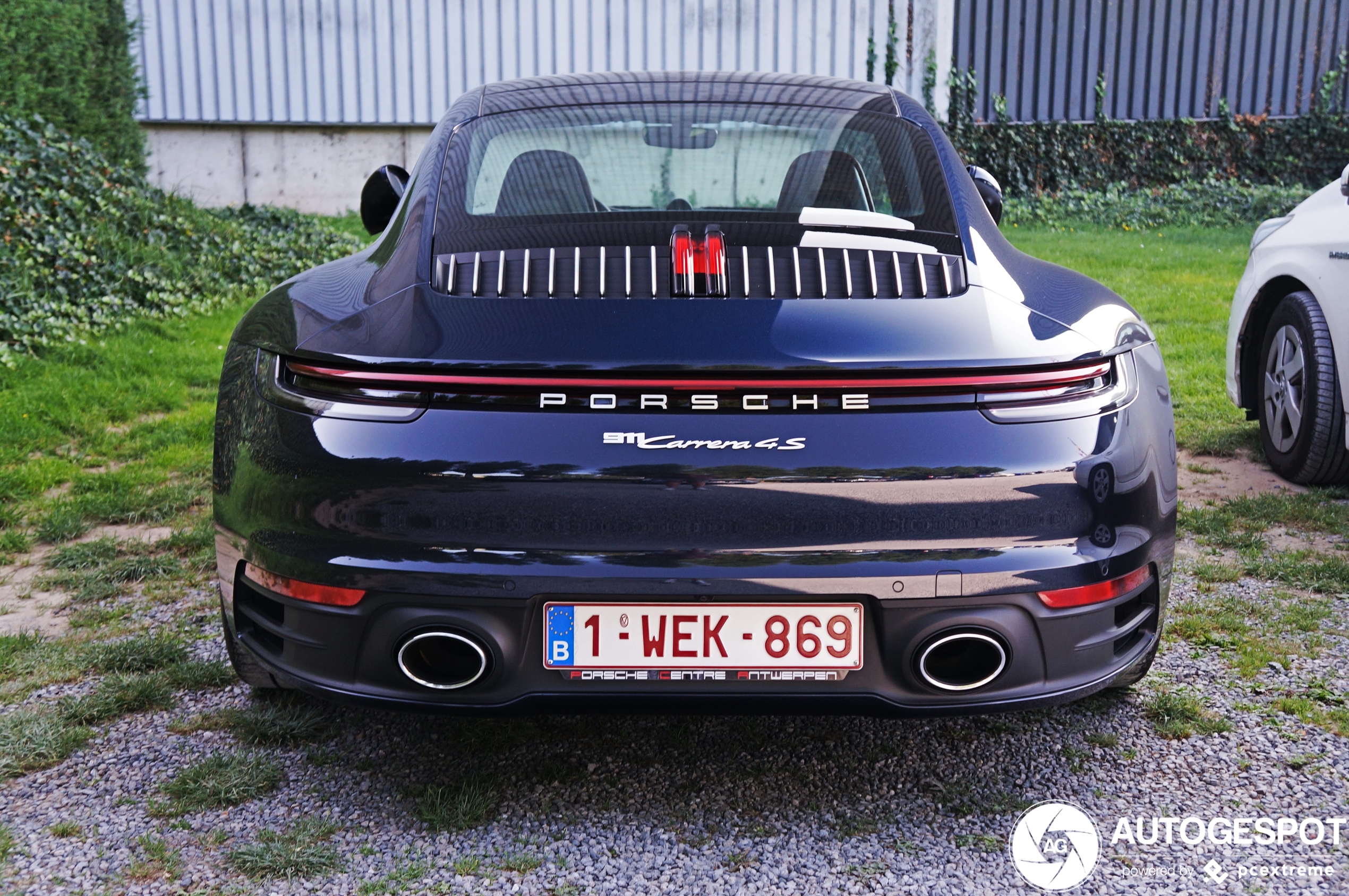 Porsche 992 Carrera 4S