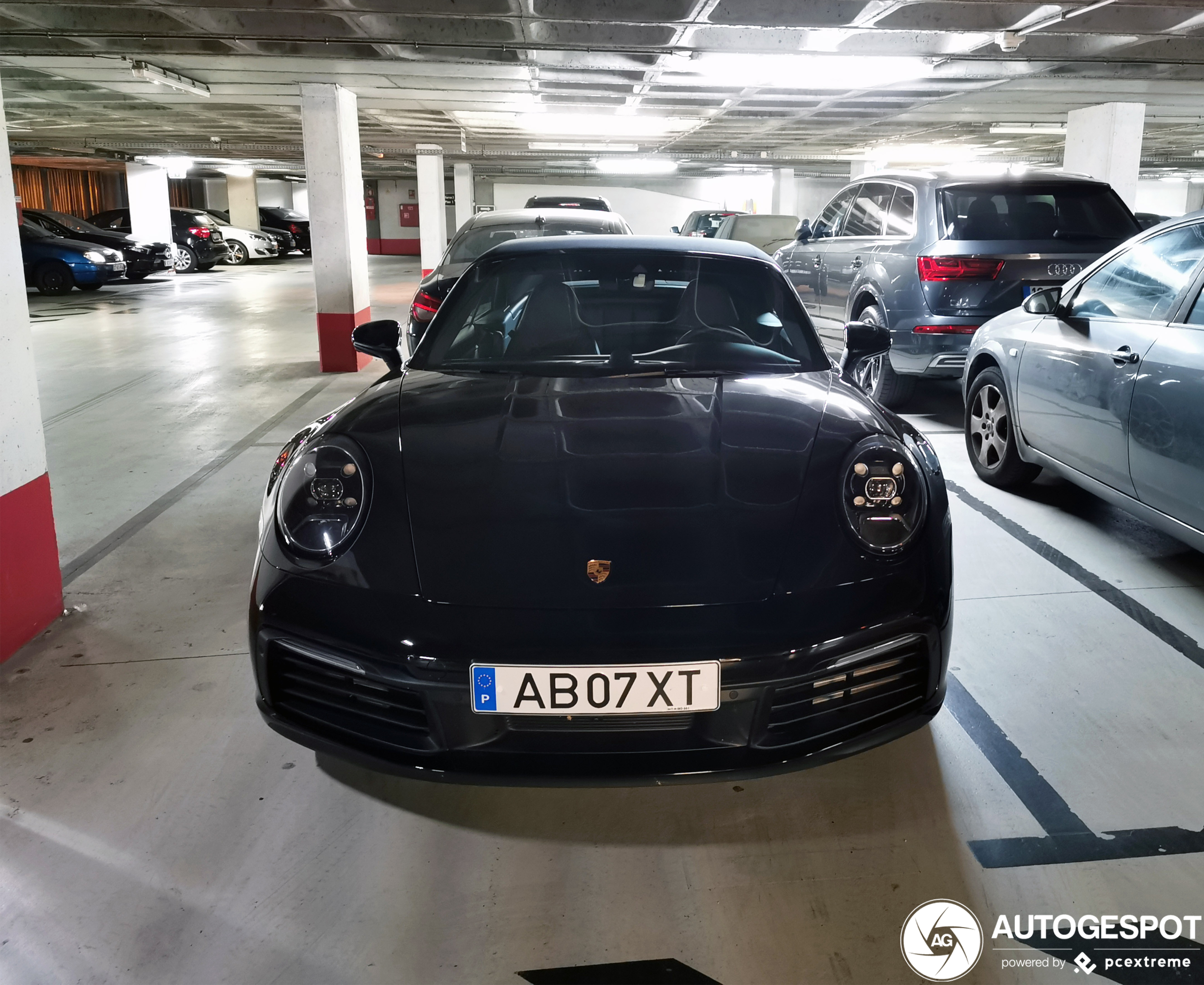 Porsche 992 Carrera 4S Cabriolet