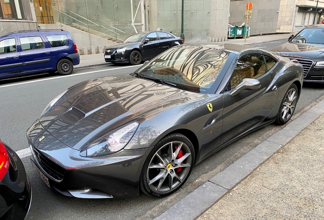 Ferrari California