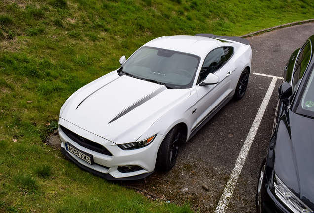 Ford Mustang GT 2015 Black Shadow Edition