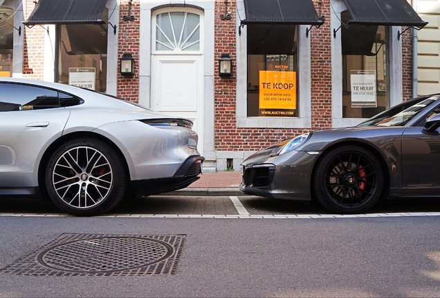 Porsche 991 Carrera 4 GTS Cabriolet MkII