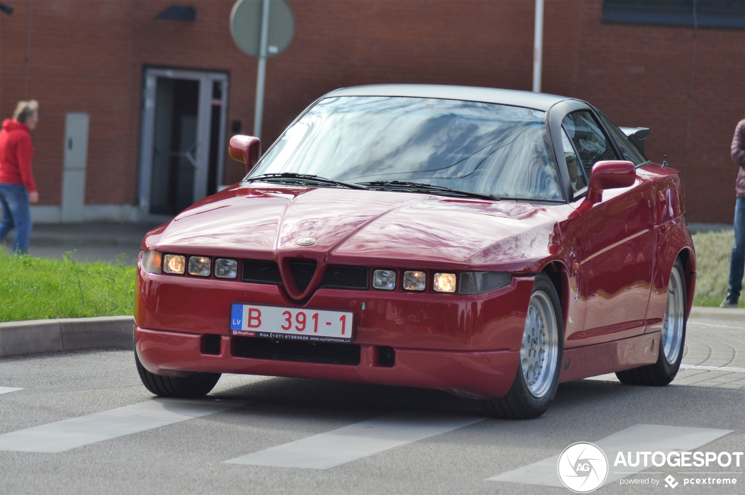 Alfa Romeo SZ