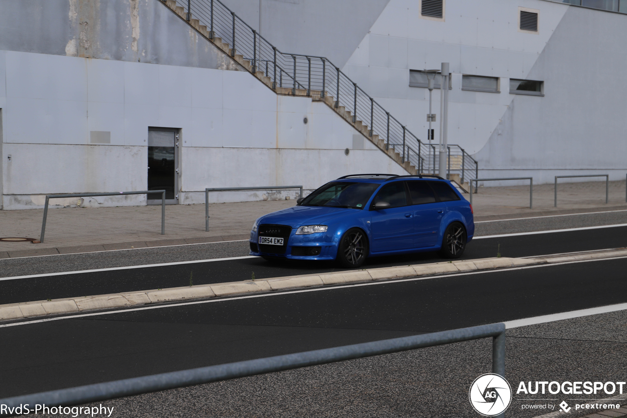 Audi RS4 Avant B7