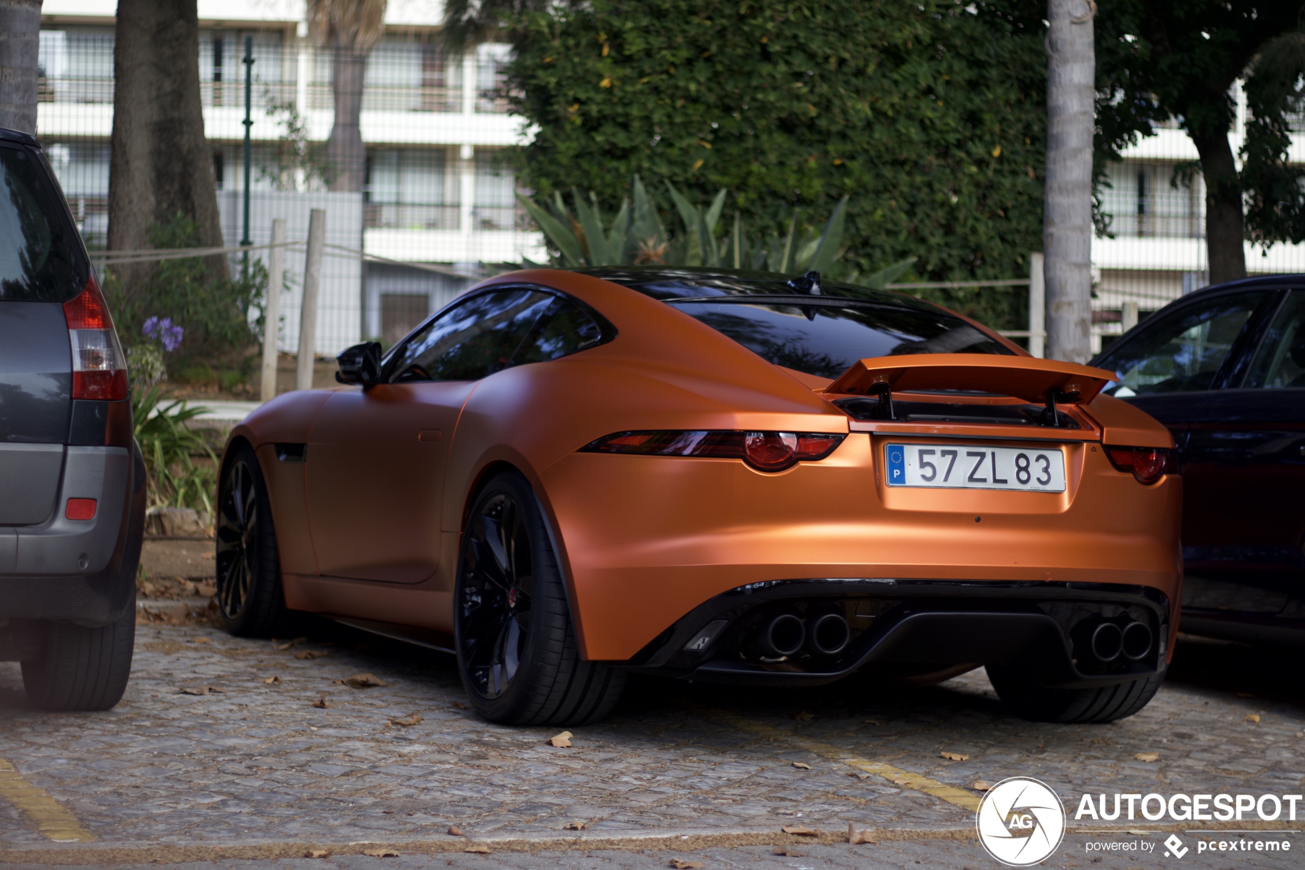 Jaguar F-TYPE R Coupé