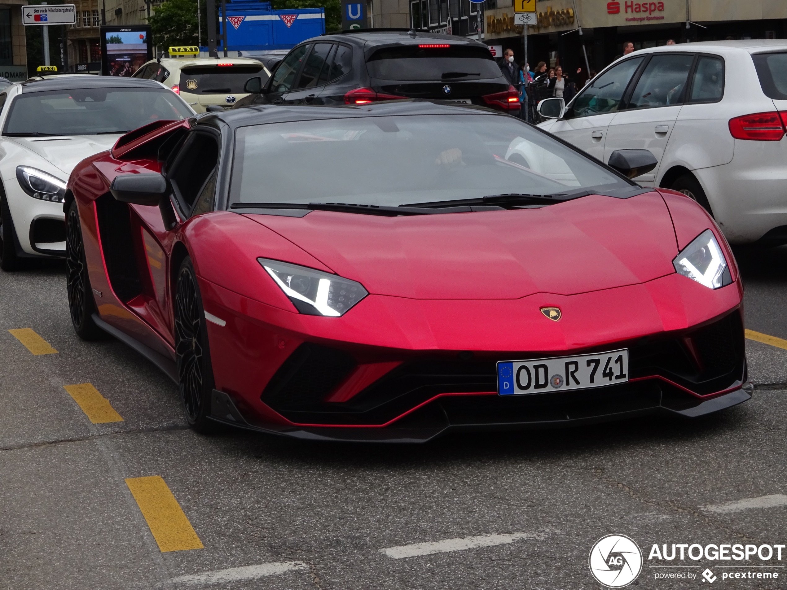 Lamborghini Aventador S LP740-4 Roadster