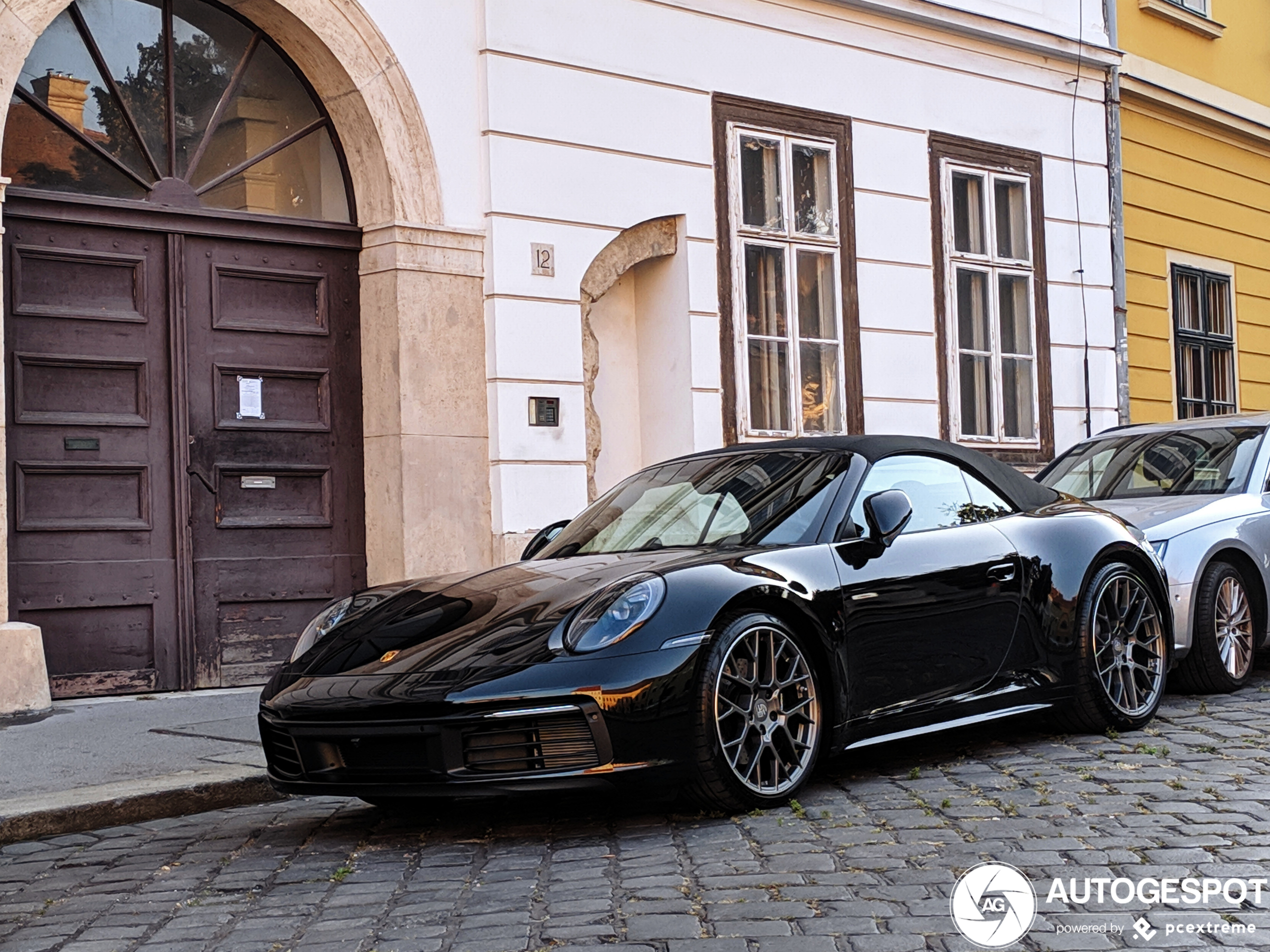 Porsche 992 Carrera 4S Cabriolet