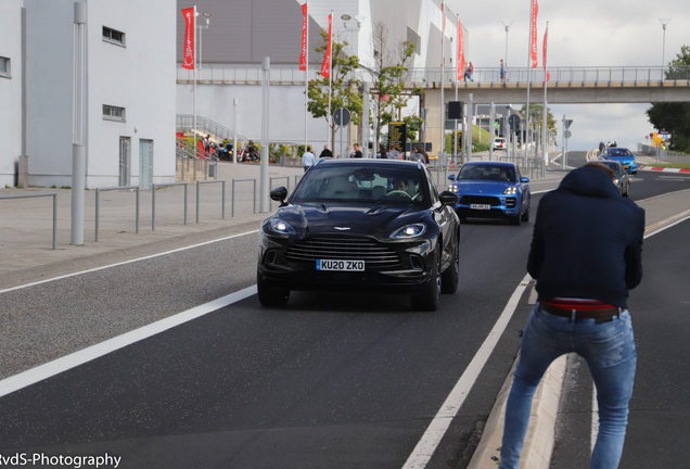 Aston Martin DBX