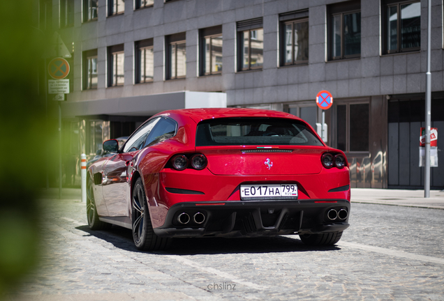 Ferrari GTC4Lusso