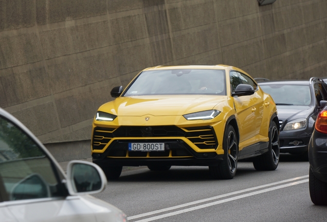 Lamborghini Urus