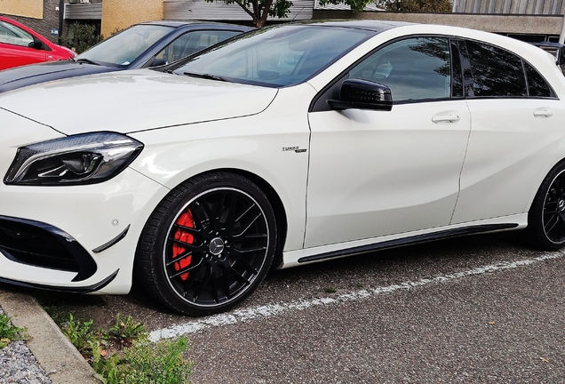 Mercedes-AMG A 45 W176 2015