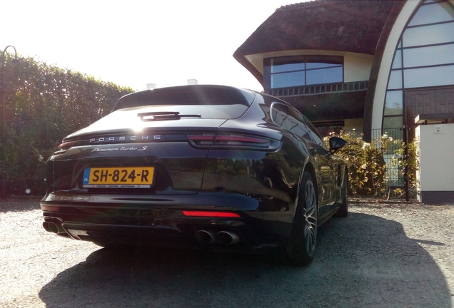 Porsche 971 Panamera Turbo S E-Hybrid Sport Turismo