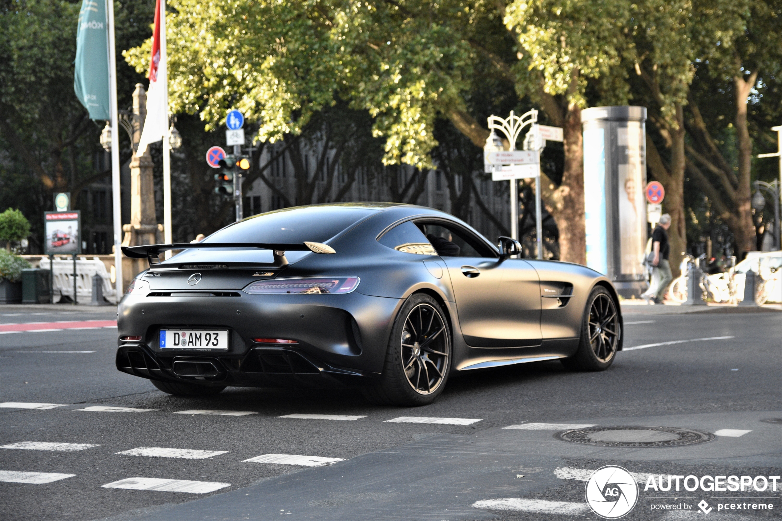 Mercedes-AMG GT R C190 2019