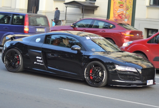 Audi R8 V10