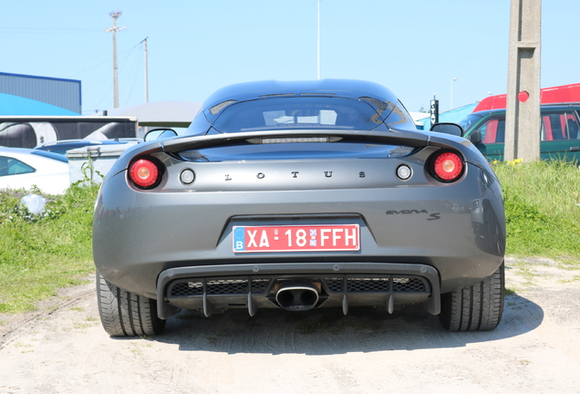 Lotus evora s