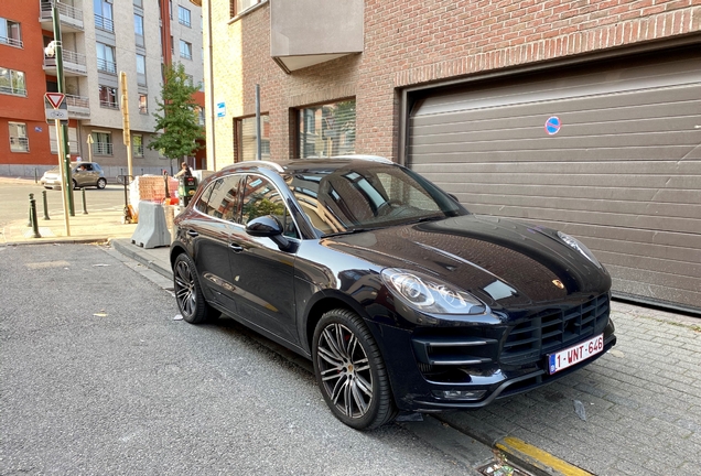 Porsche 95B Macan Turbo