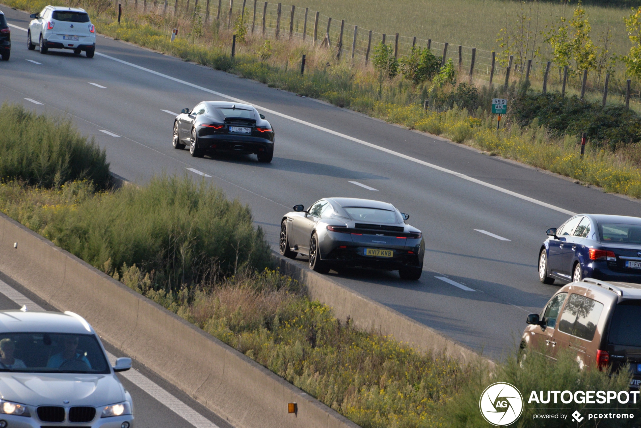 Aston Martin DB11 V8