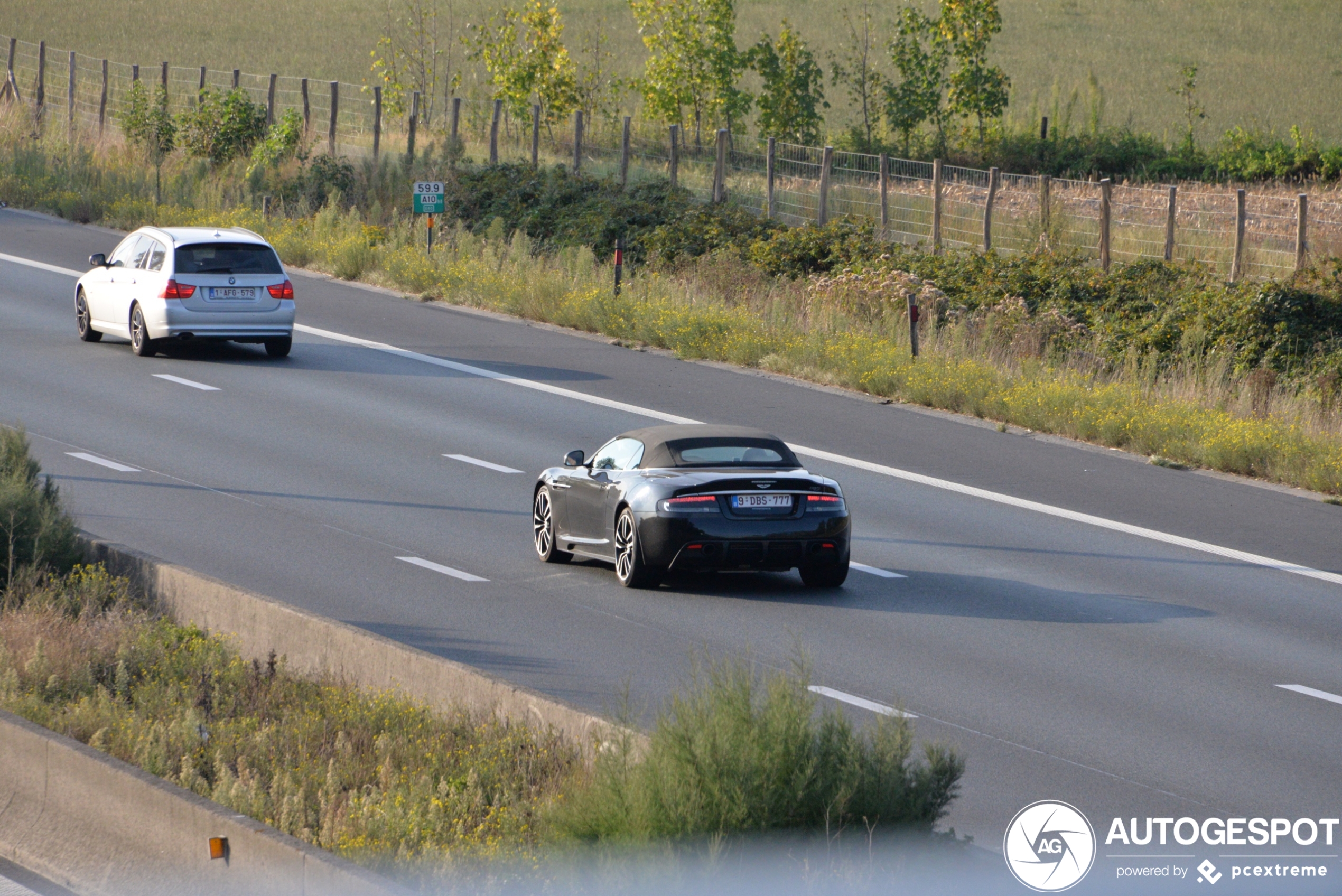 Aston Martin DBS Volante Carbon Black Edition