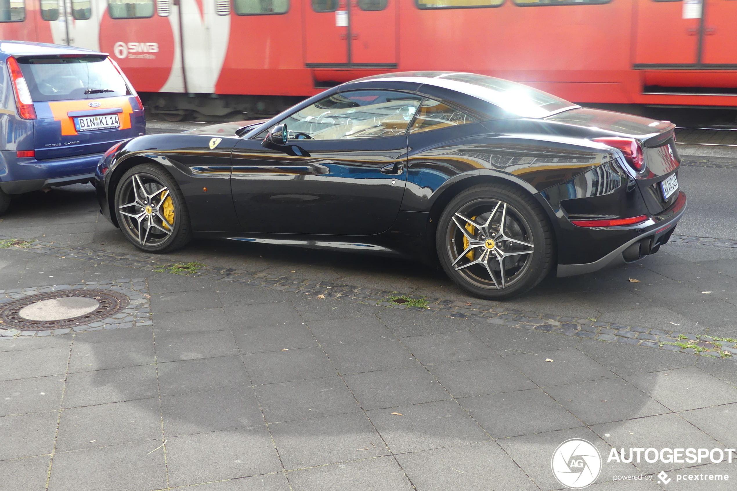 Ferrari California T