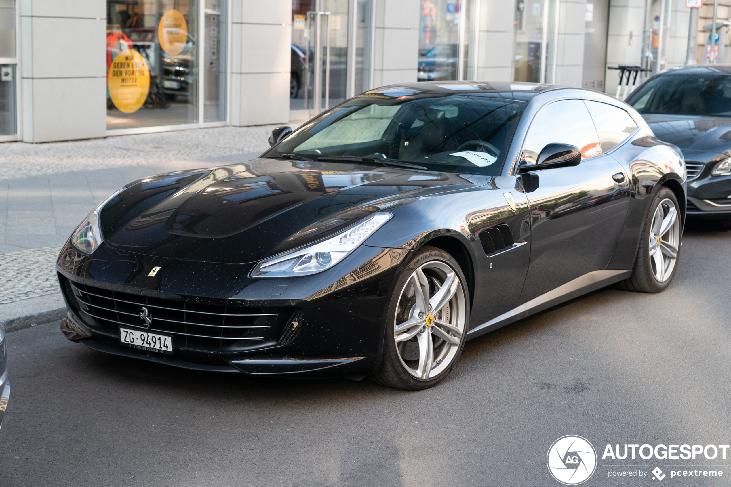 Ferrari GTC4Lusso