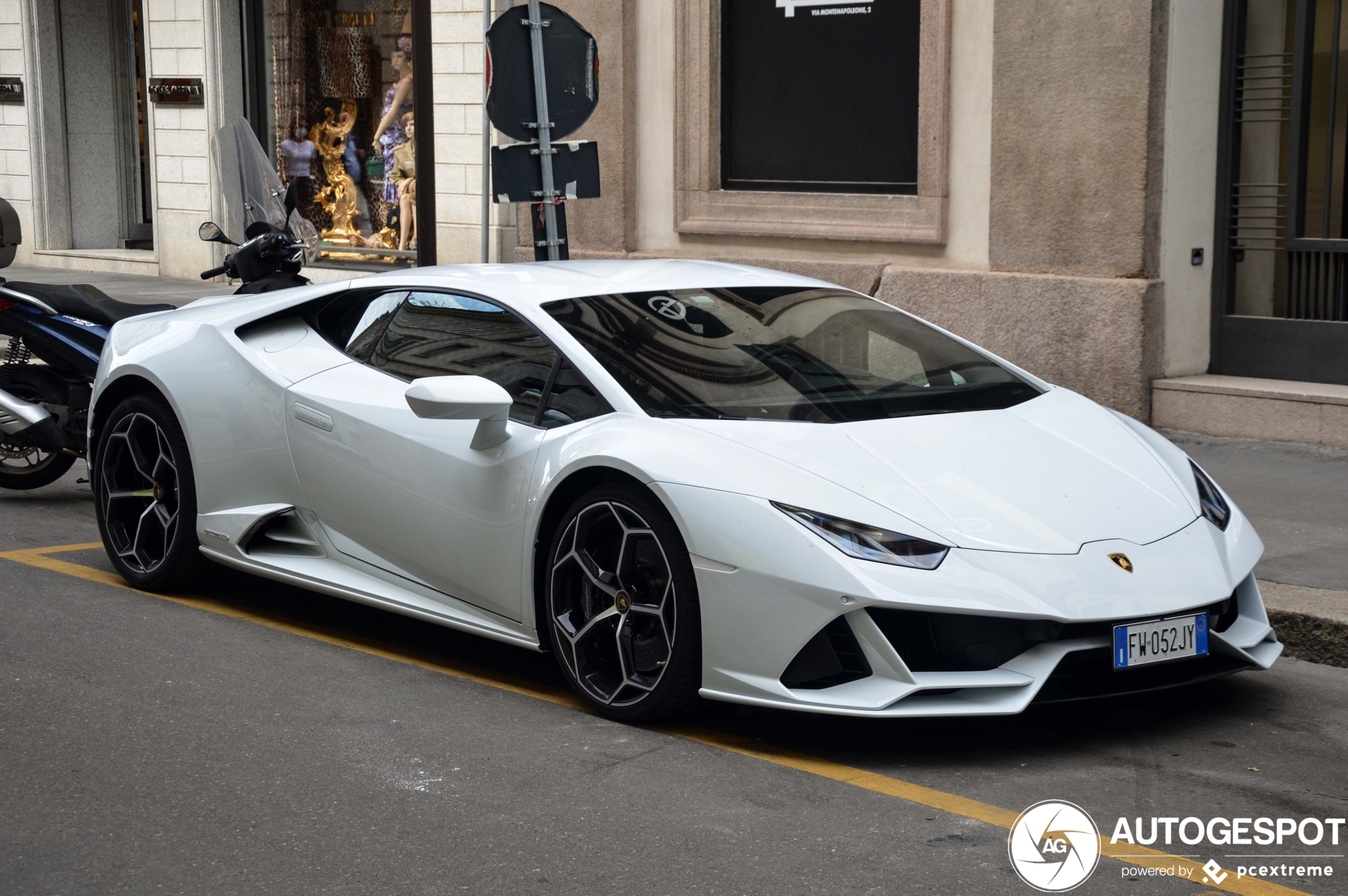 Lamborghini Huracán LP640-4 EVO