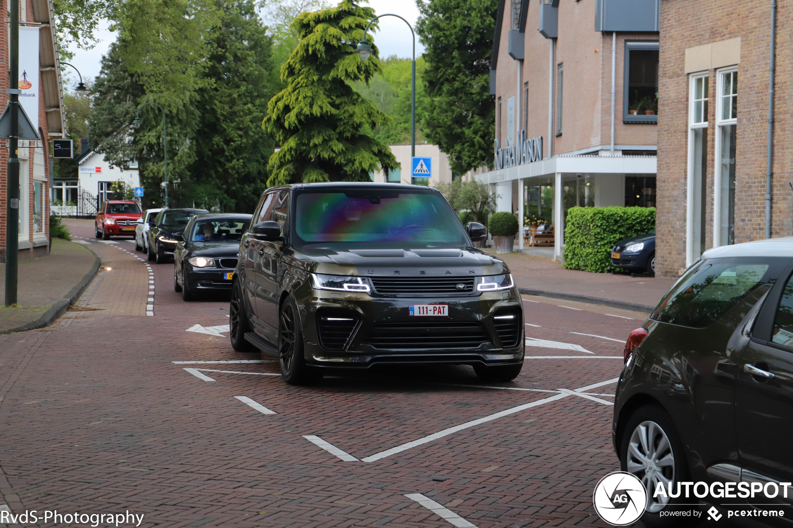 Land Rover Urban Range Rover Sport SVR 2018