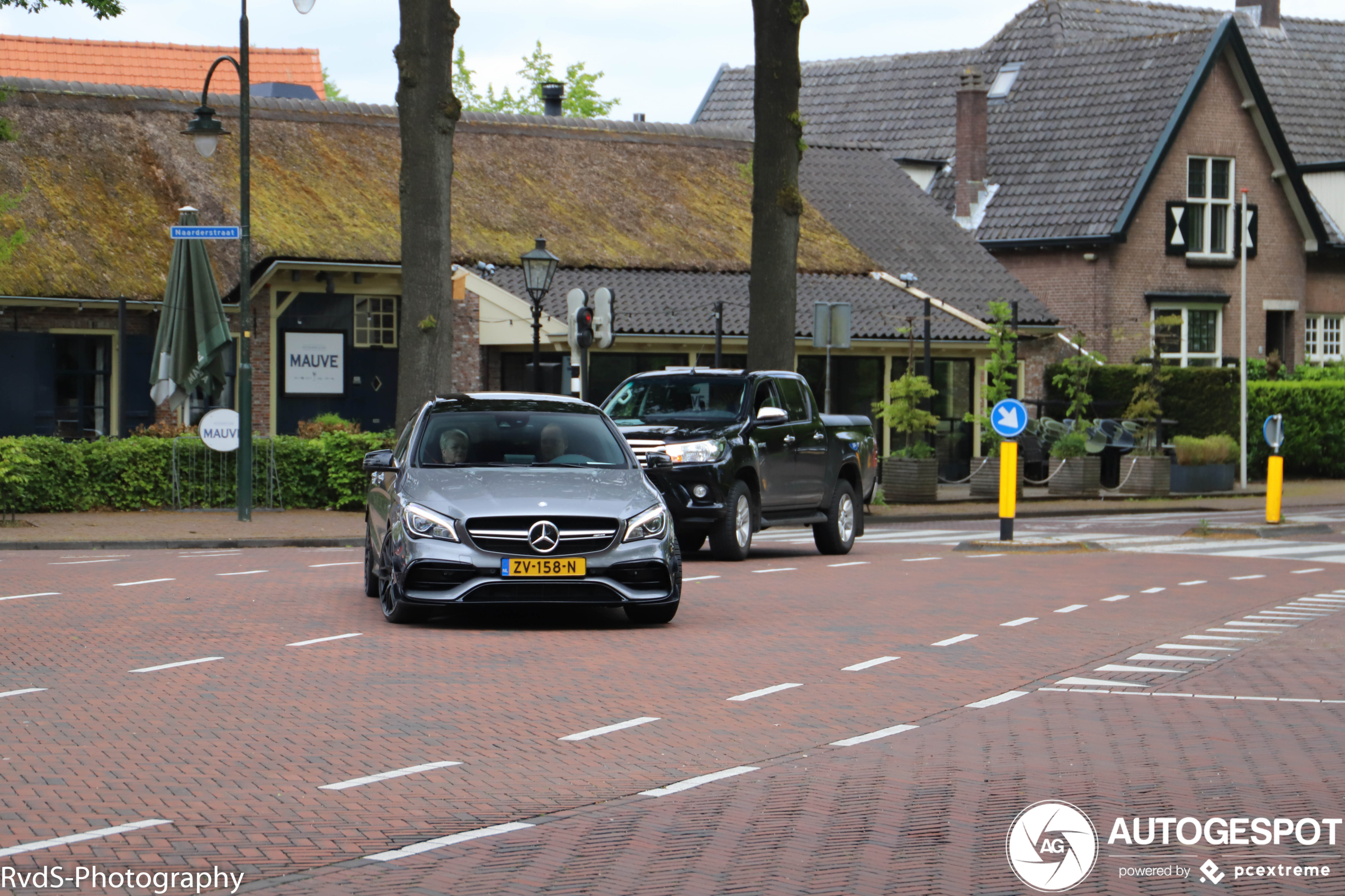 Mercedes-AMG CLA 45 Shooting Brake X117 2017