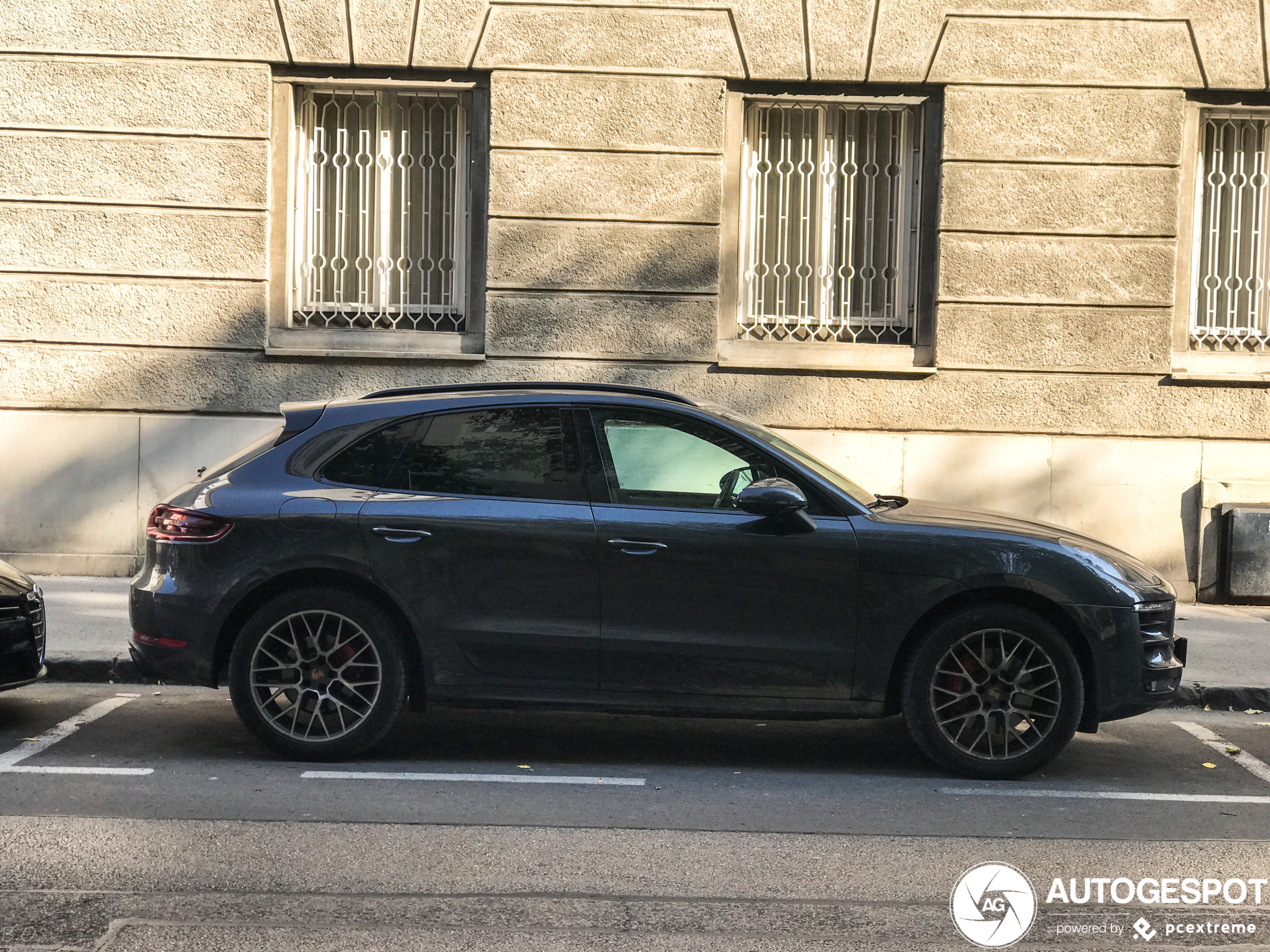 Porsche 95B Macan GTS