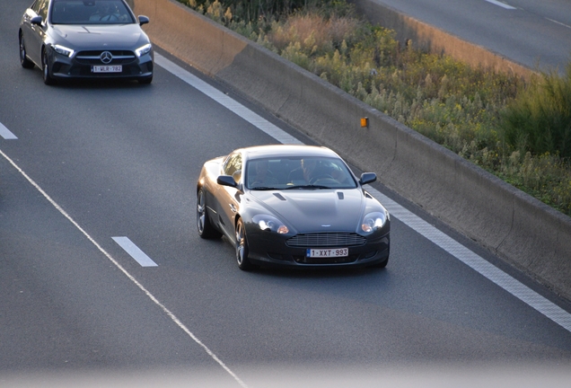 Aston Martin DB9