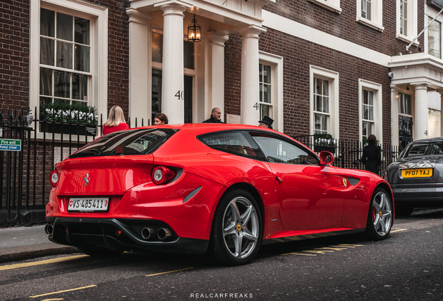 Ferrari FF