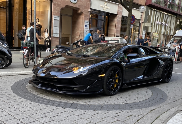 Lamborghini Aventador LP770-4 SVJ