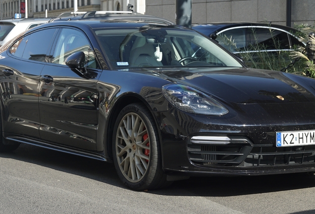 Porsche 971 Panamera Turbo