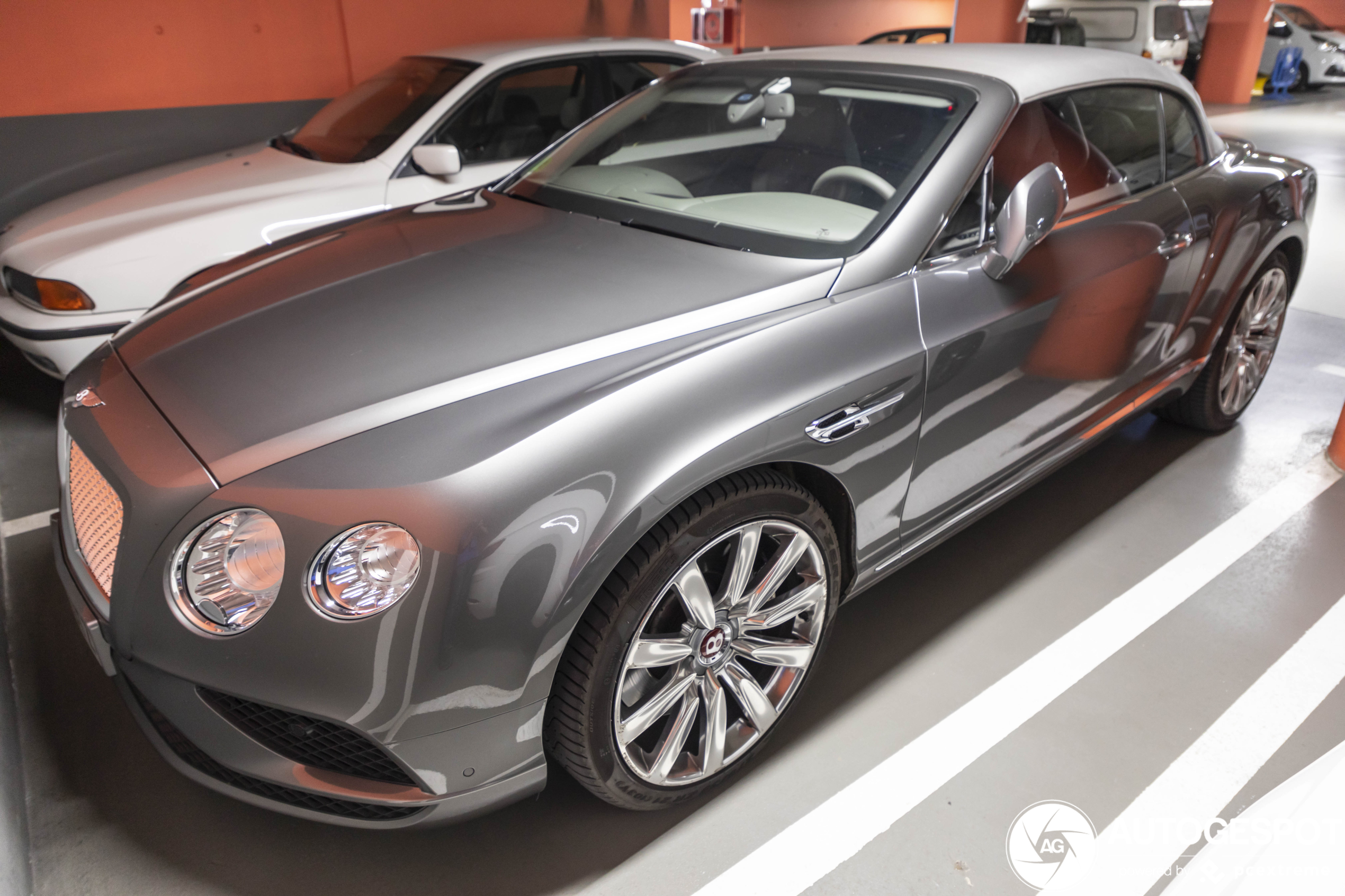 Bentley Continental GTC V8 2016