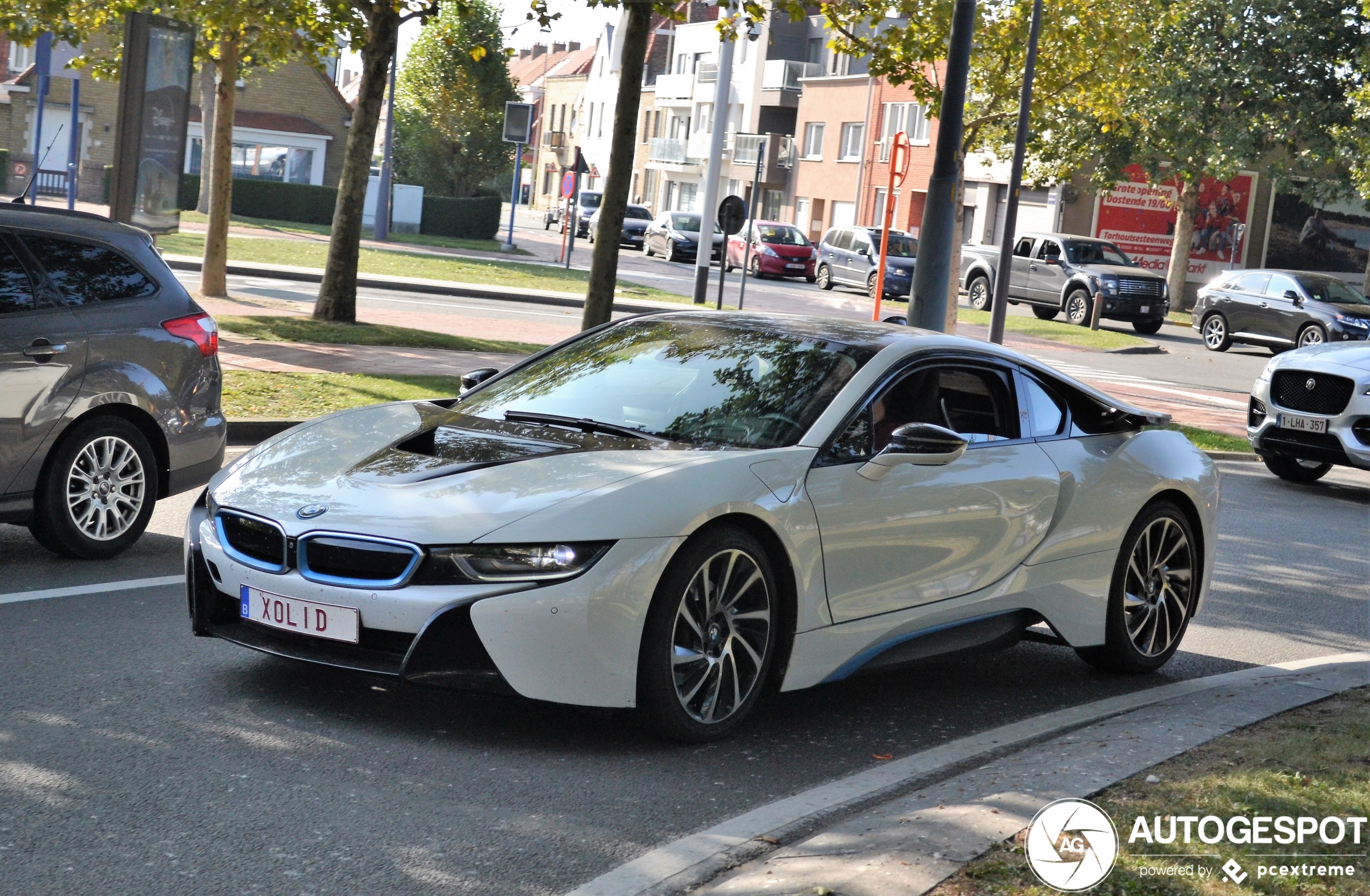 BMW i8