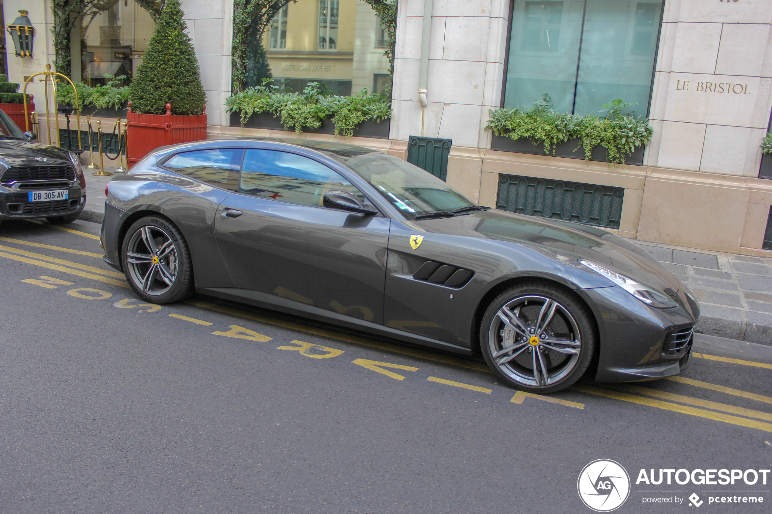 Ferrari GTC4Lusso