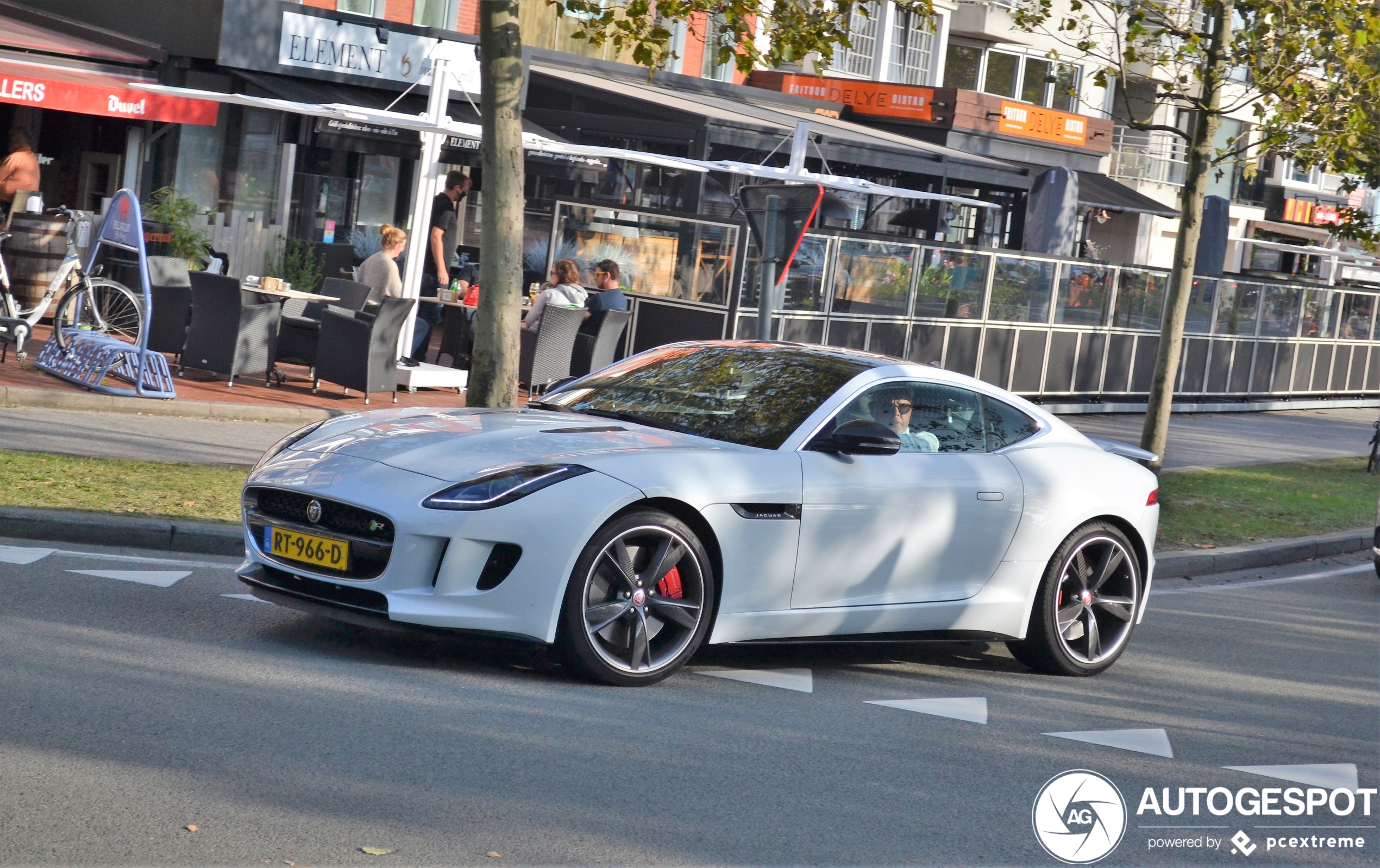 Jaguar F-TYPE R Coupé