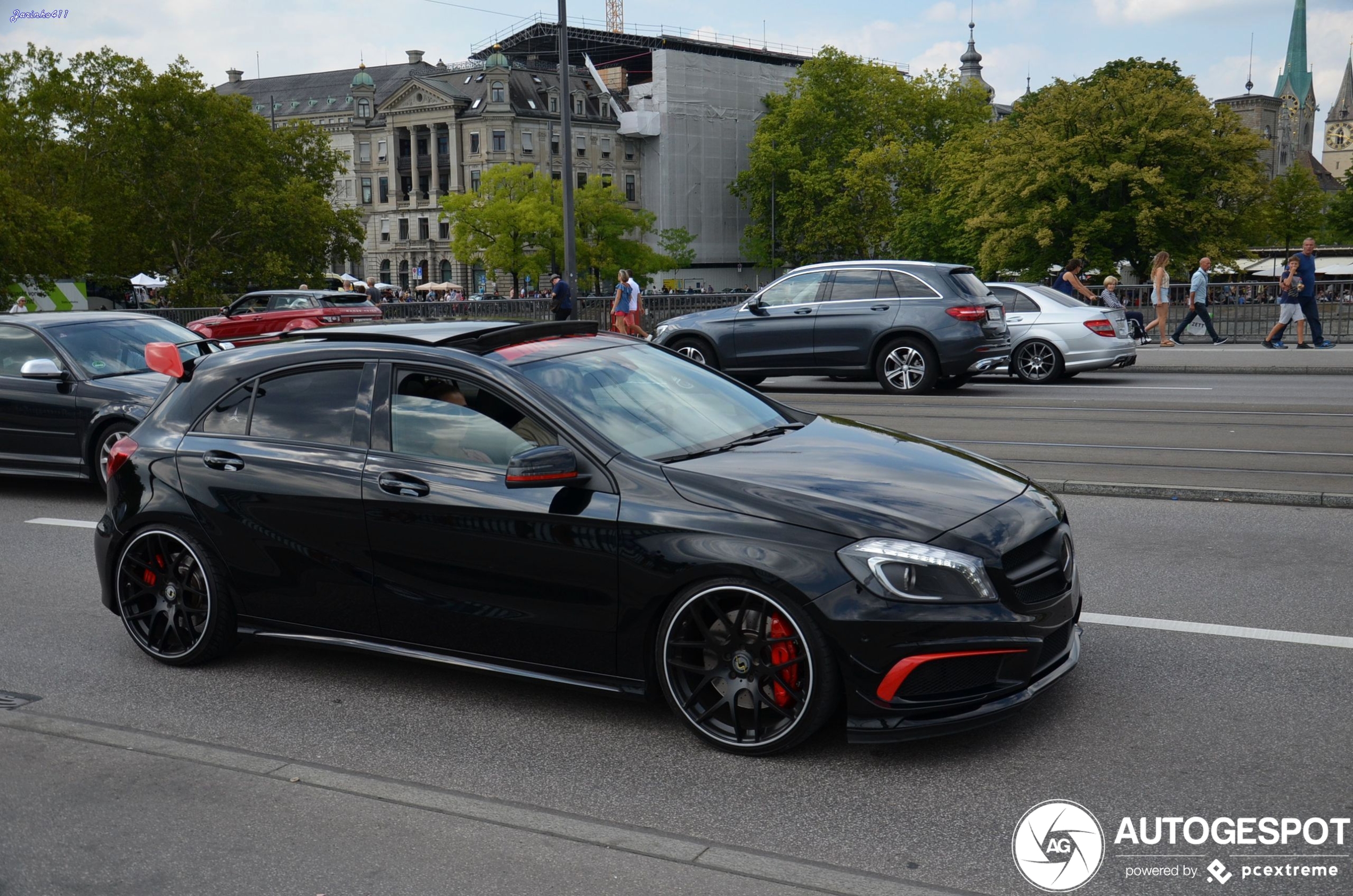 Mercedes-Benz A 45 AMG