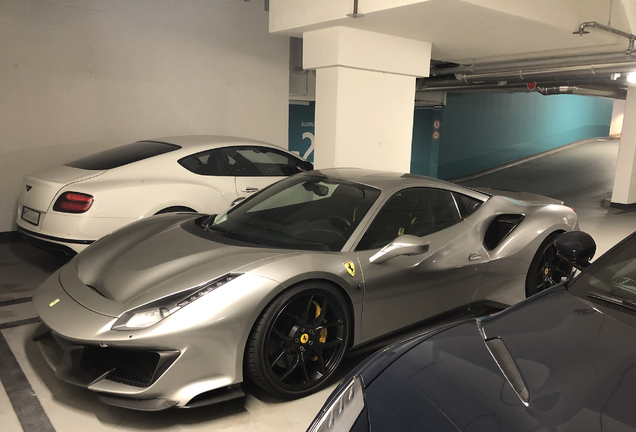 Ferrari 488 Pista