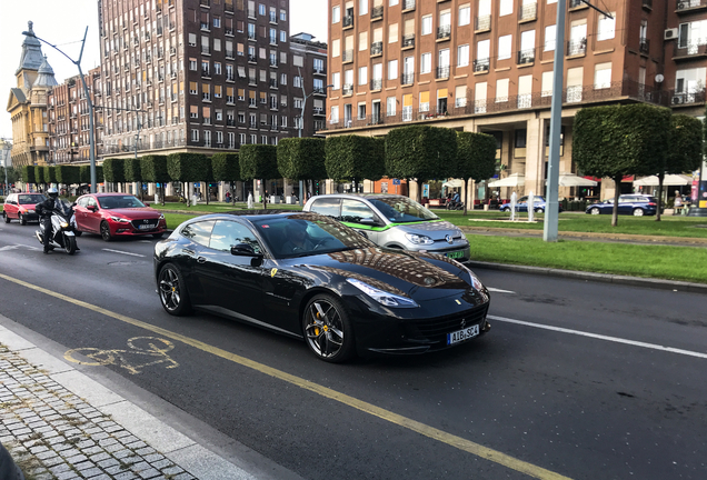 Ferrari GTC4Lusso T