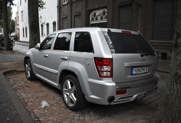 Jeep Grand Cherokee SRT-8 2005