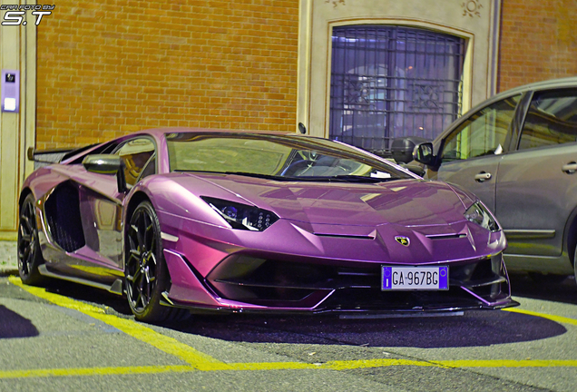 Lamborghini Aventador LP770-4 SVJ