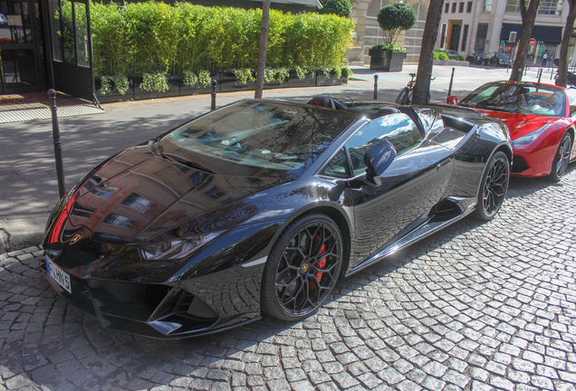 Lamborghini Huracán LP640-4 EVO Spyder