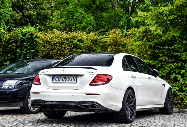 Mercedes-AMG E 63 S W213