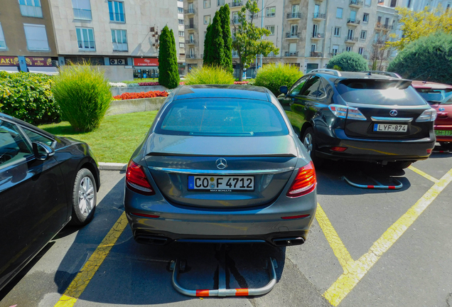 Mercedes-AMG E 63 S W213