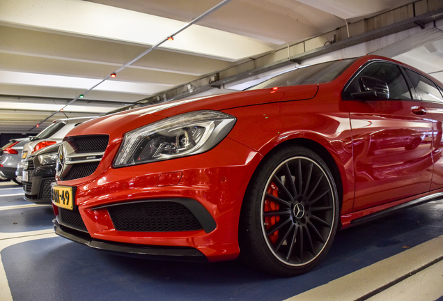 Mercedes-Benz A 45 AMG