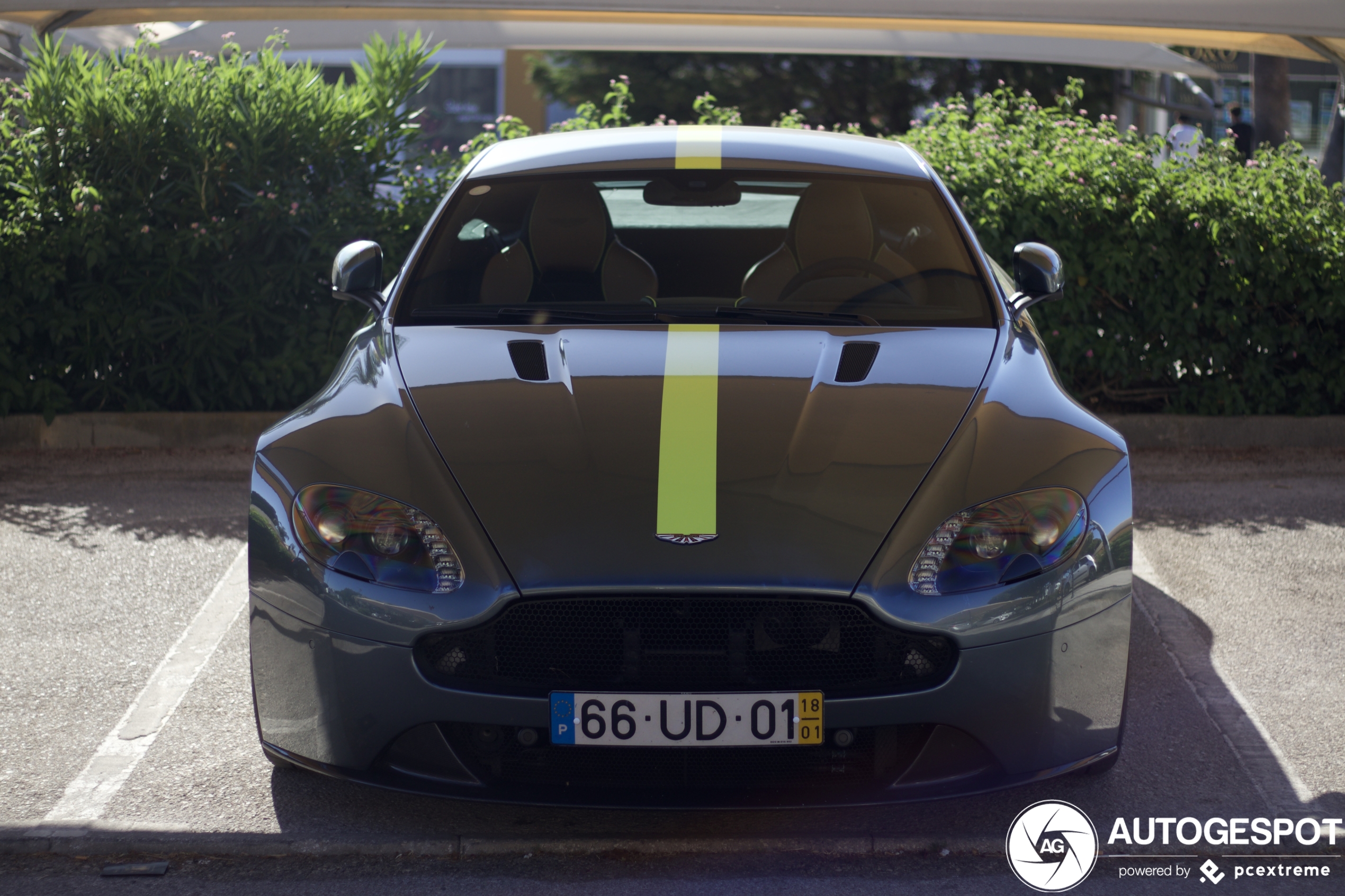 Aston Martin V8 Vantage AMR