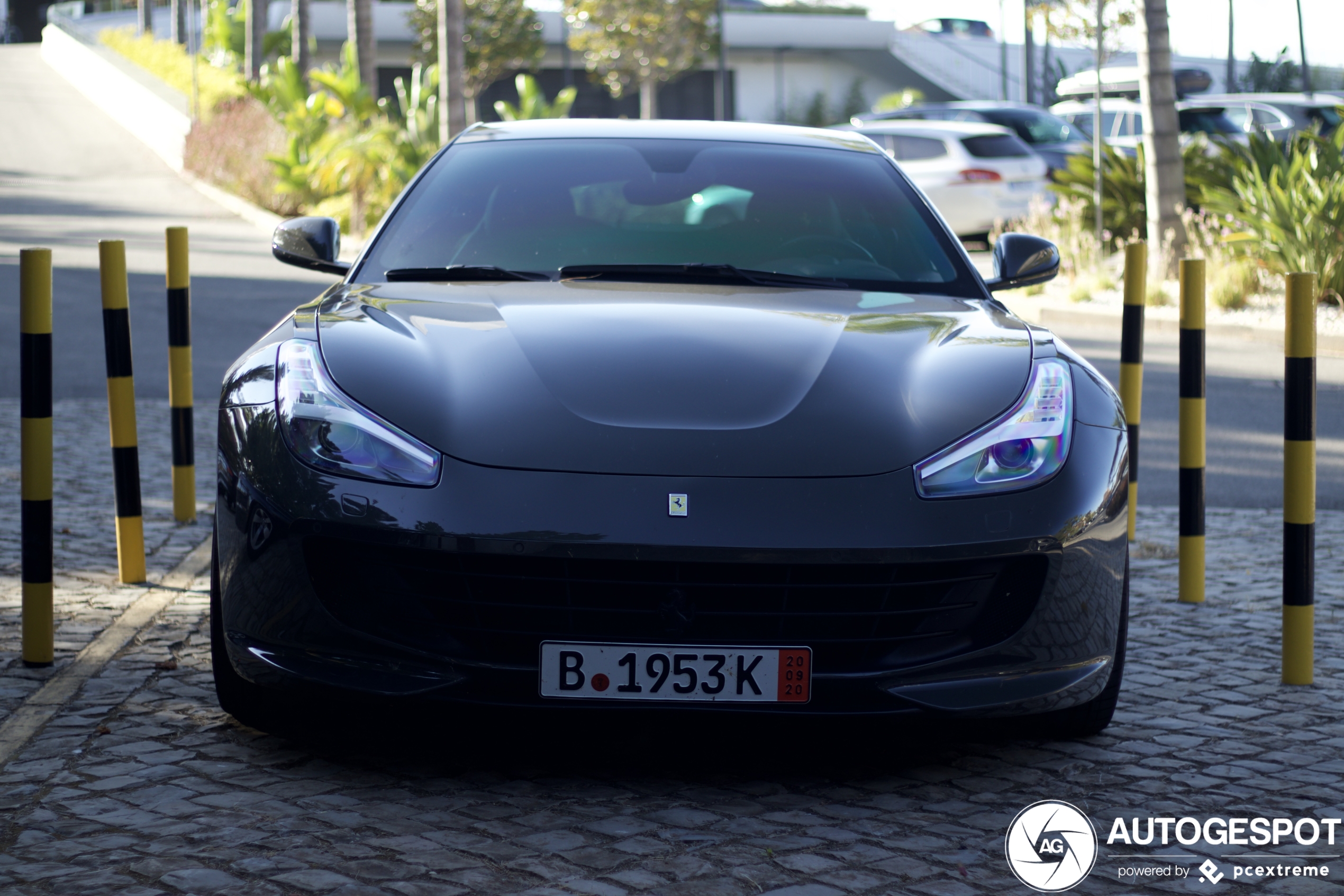 Ferrari GTC4Lusso T