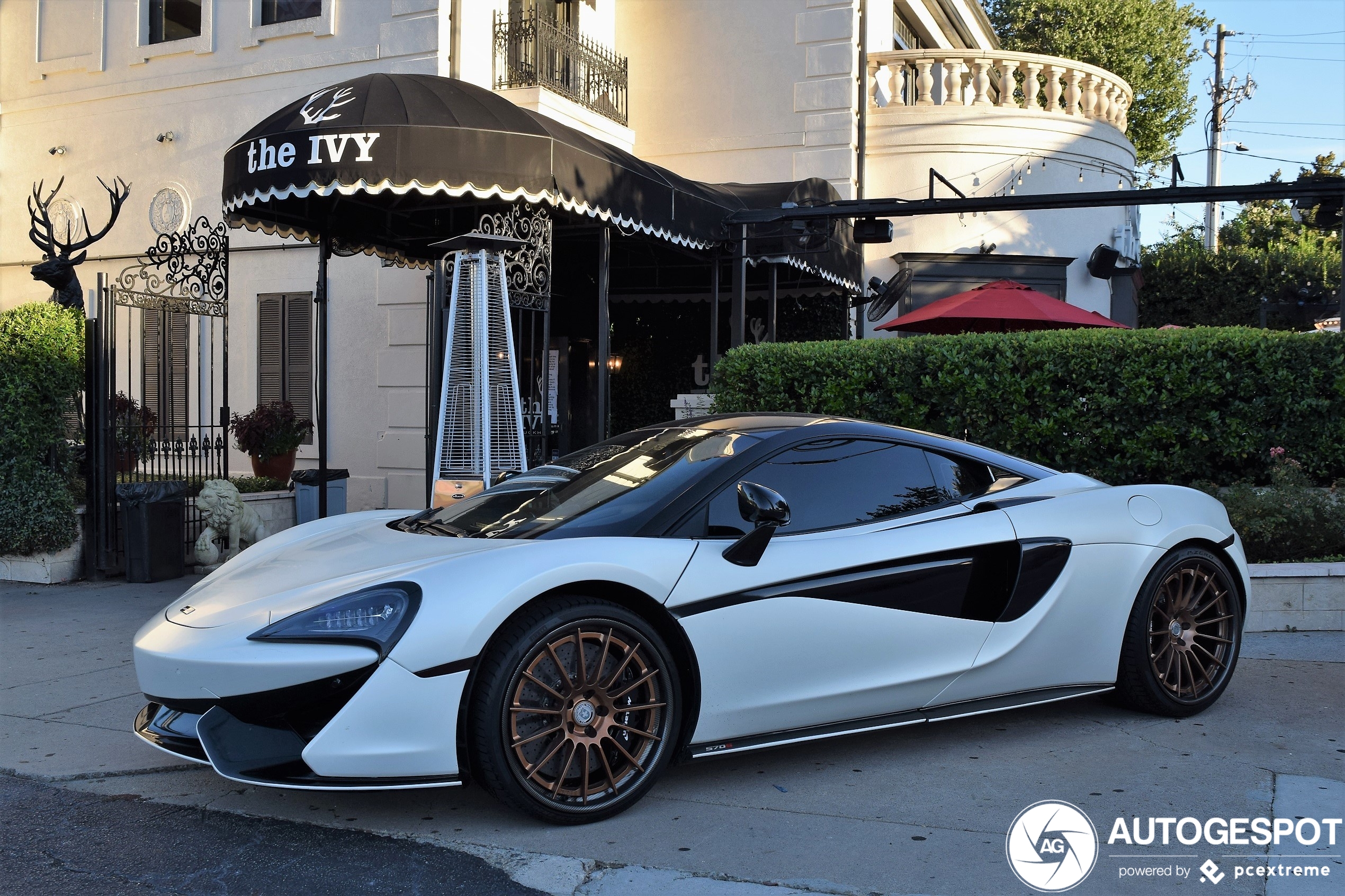 McLaren 570S