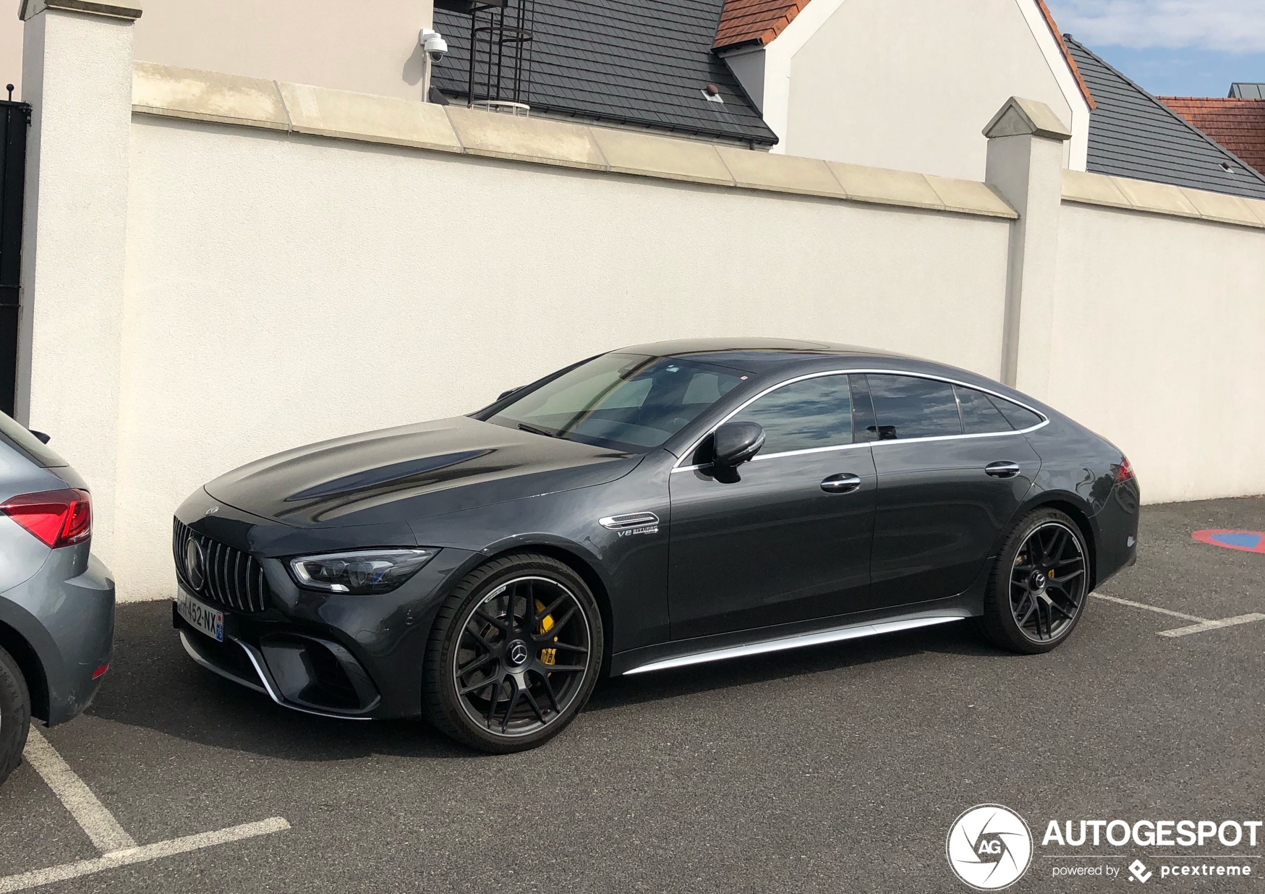 Mercedes-AMG GT 63 S X290