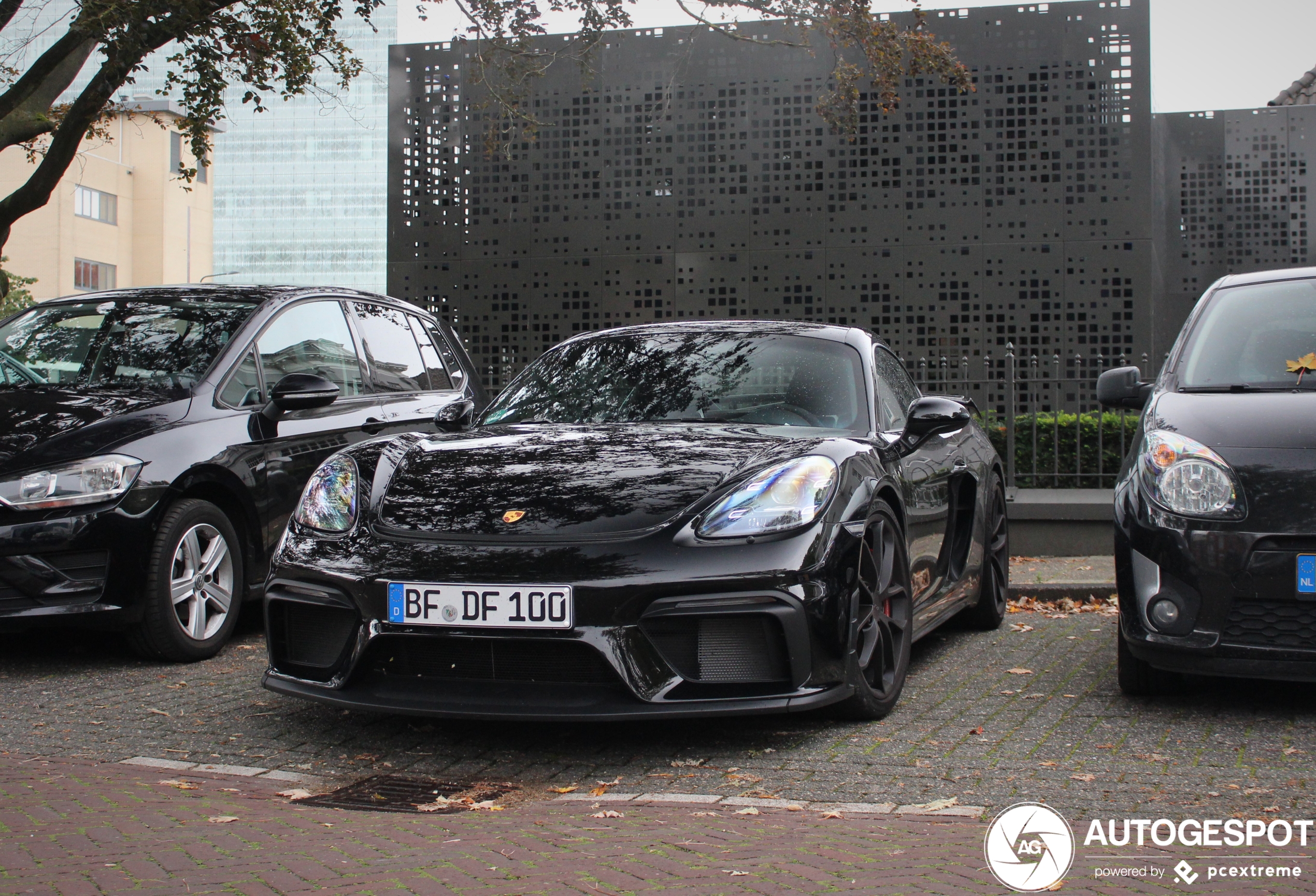 Porsche 718 Cayman GT4